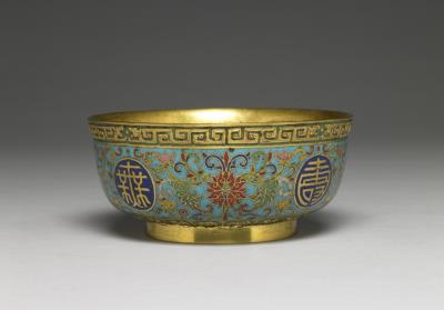 图片[2]-Gilt copper bowl with cloisonne enamel decor and birthday inscriptions “wan shou wu jiang (ten thousand long lives without boundary)”, Qing dynasty (1644-1911)-China Archive